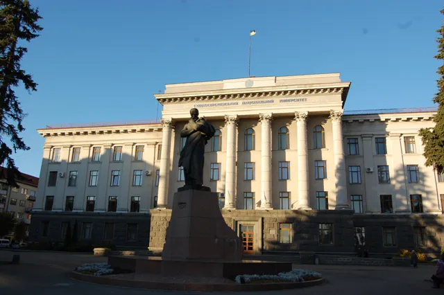 Офіційно: за крісло ректора СНУ боротимуться сім кандидатів