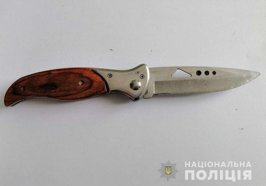 З ножем та іграшковим пістолетом: на Волині затримали грабіжника (фото, оновлено)