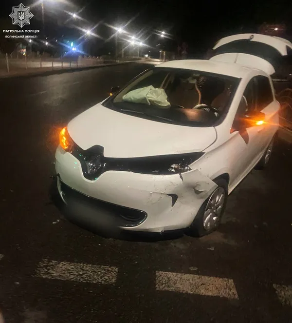 У Луцьку серед ночі не розминулись Ford та Renault (фото)