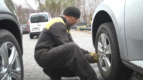 Автослюсар Олександр Ігнатюк