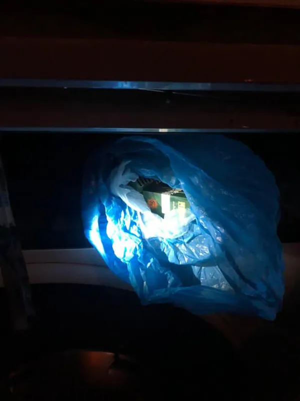 В «Ягодині» в рейсовому автобусі знайшли 115 упаковок насіння конопель (фото)