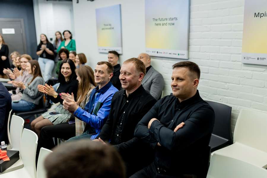 Неймовірні результати і нова команда: центру Дія.Бізнес у Луцьку – 1 рік (фоторепортаж)