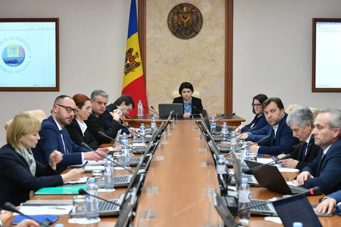 В урядових будівлях Молдови вимкнуть світло на знак солідарності з Україною