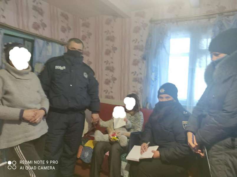 На Волині поліцейські покарали батьків невихованих дітей (фото)