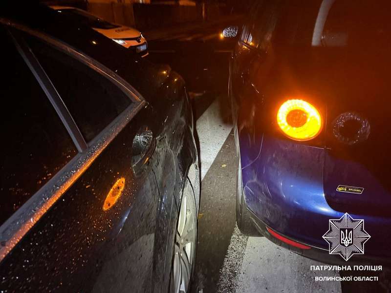 Драгер показав 2,41 проміле: у Ковелі через п'яну водійку сталась аварія (фото)