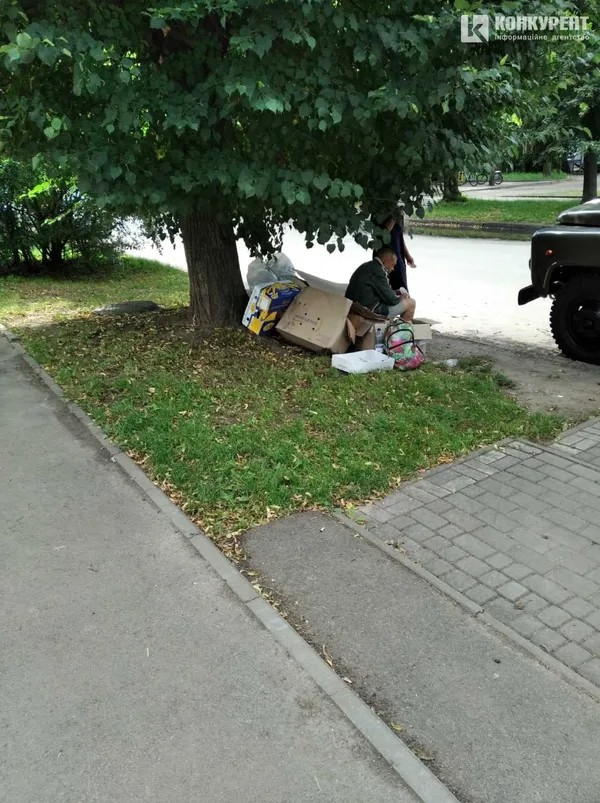 На Львівській розгребли звалище біля смітників (фотофакт)