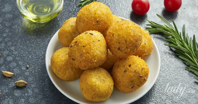 Рецепт смачних рибних кульок із сирною начинкою