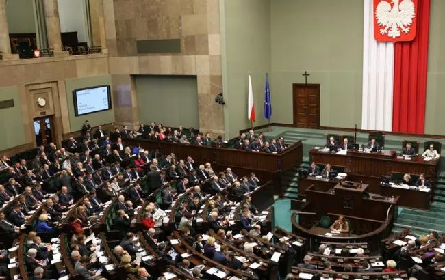 У Польщі заборонили згадки про злочини під час Голокосту 