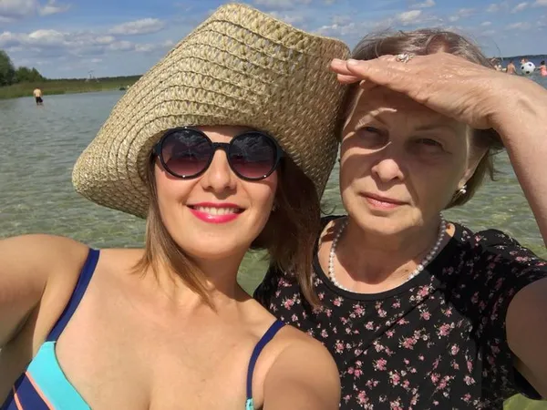 День матері: відомі волиняни вітають найрідніших (фото)