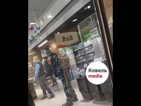Прийшов у магазин без маски: у ковельському «АТБ» сталася шарпанина (відео)