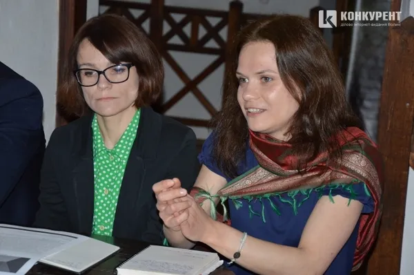 Минулорічні організатори Фестивалю - Алла Доманська та Руслана Порицька