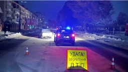 Переходили дорогу: у Луцьку двоє дівчат потрапили під колеса автівок (фото, відео)