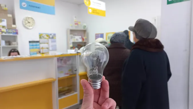 Волиняни вже обміняли 460 тисяч старих ламп на LED