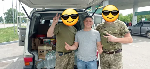 З Підгайцівської громади на фронт відправили авто для військовослужбовців (фото)