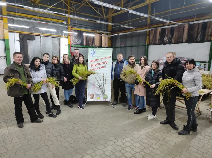 Виручка – на військо: біля луцького собору продаватимуть вербу
