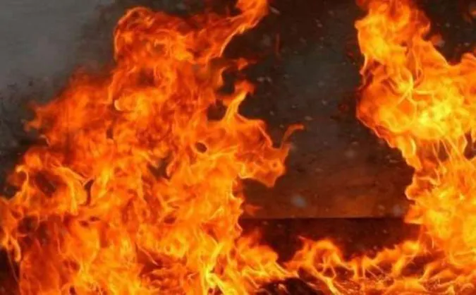 Знищений дах, речі, автомобіль: на Волині горів гаражний кооператив