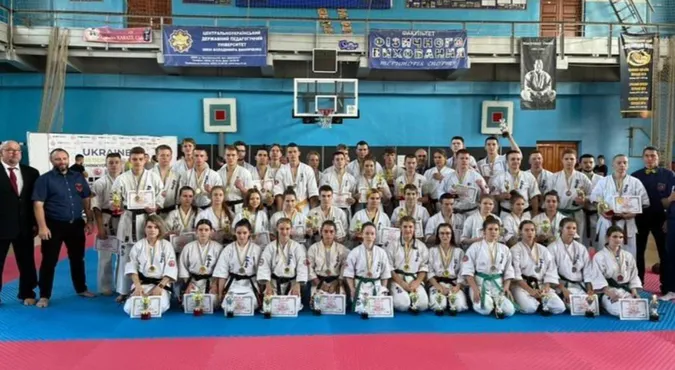 Троє волинян вибороли нагороди на чемпіонаті Європи з карате (фото)