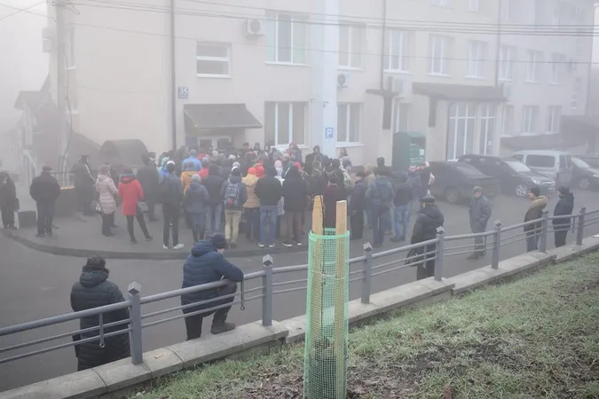 У луцькому ЦНАПі прокоментували проблему із чергами 