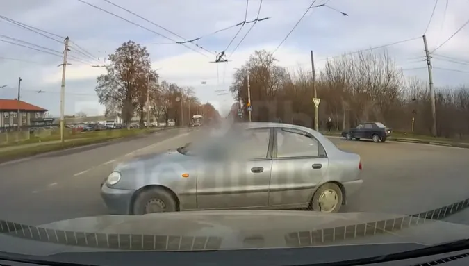 У Луцьку на Львівській не розминулися три автівки (відео)