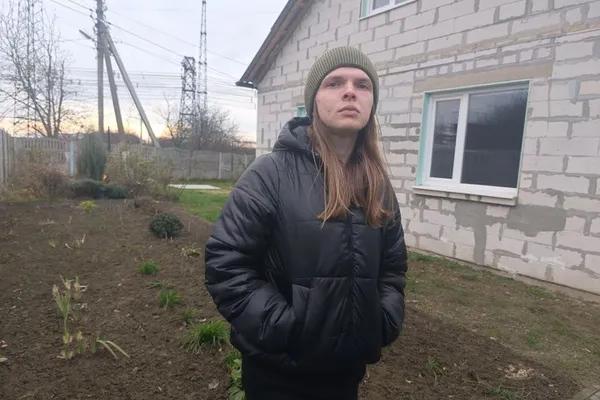 Мікрорайон обстрілюють не вперше: лучани розповіли про наслідки ранкової атаки РФ