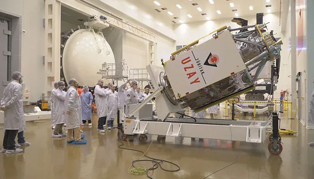 SpaceX перенесла запуск турецьких супутників