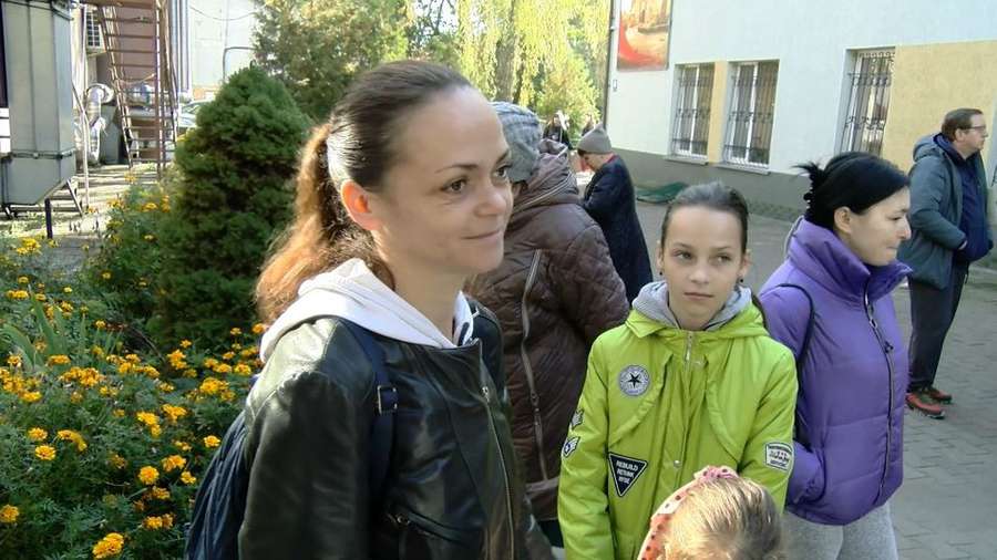Ганна Стешакова з дітьми.