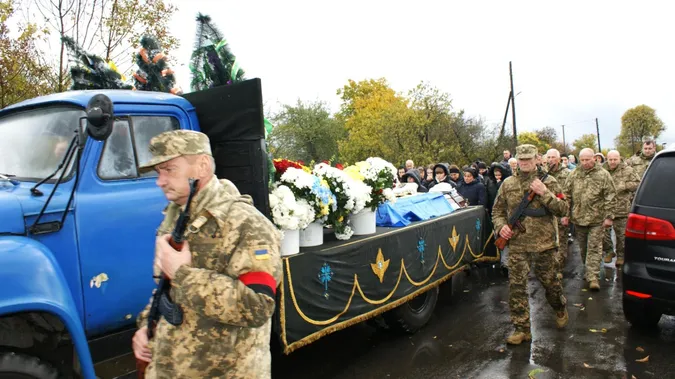 На Волині попрощалися з військовим Миколою Пахлею (фото)