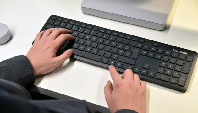 Microsoft випустила клавіатури зі «смайликами» (фото)