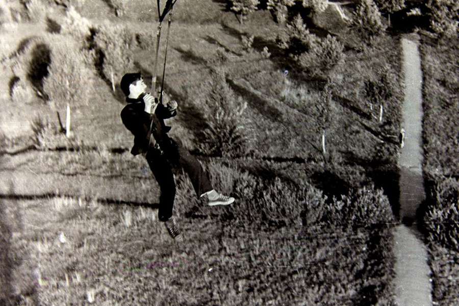Якою була парашутна вишка у Луцьку в минулому столітті (фото)