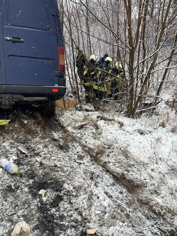 Жахлива ДТП у Луцькому районі: загинули троє людей, ще двоє – у лікарні (фото, відео)