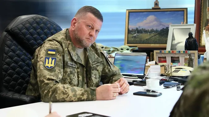 «Таке питання не стоїть»: Умєров про звільнення Залужного
