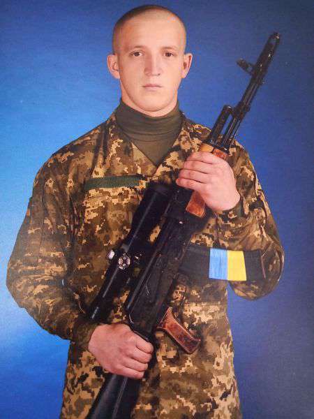Під час обстрілу з «Градів» загинув захисник із Боратинської громади
