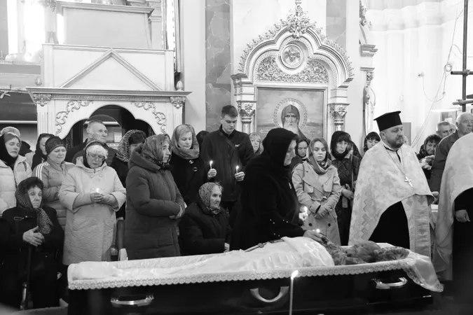 Загинув на Харківщині: у Луцьку попрощалися з Олександром Джобулдою