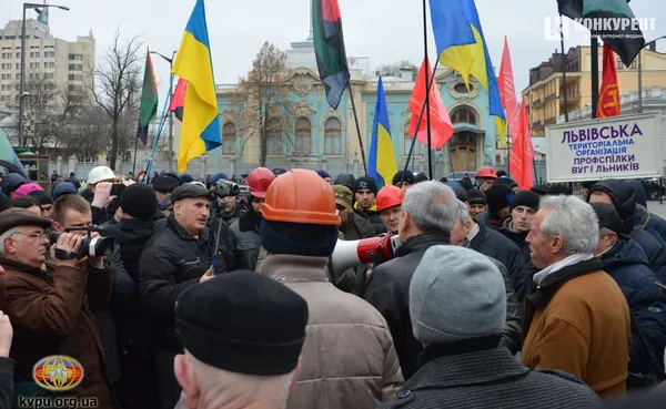 Волинські шахтарі – на мітингу під Радою