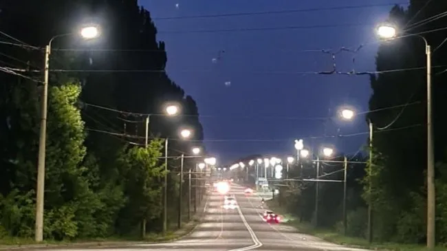 У «Луцьксвітлі» пояснили, чому не економлять на вуличному освітленні