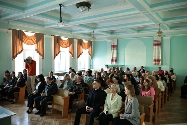 У Луцьку до Міжнародного дня музеїв нагородили працівників музейної сфери області (фото)