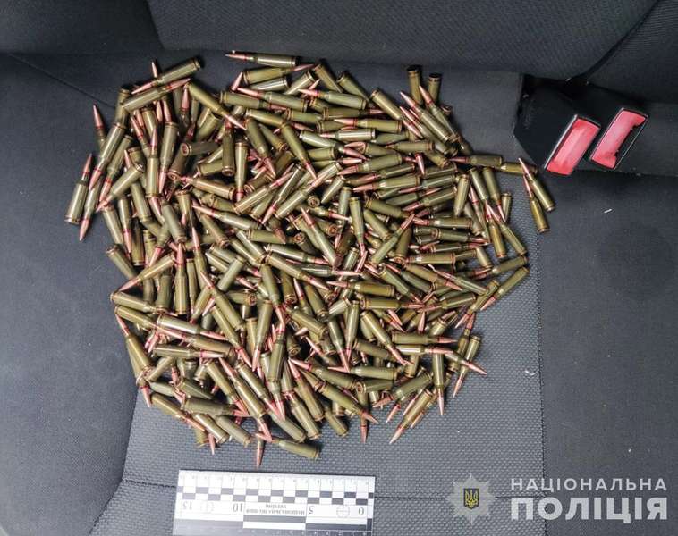 Автомати, гранатомети, пістолети: скільки зброї вилучили на Волині з початку року (фото)
