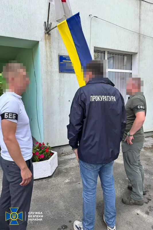 Керівник волинської лікарні попався на махінаціях при закупівлі системи киснепостачання (фото)