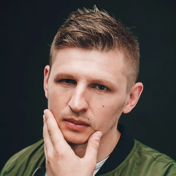 Краса врятує світ: відомі волиняни розповіли, на що можуть дивитися вічно