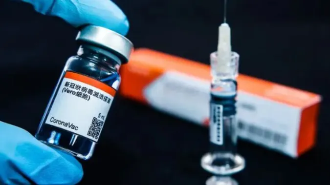 Україна отримала ще 1,5 млн доз вакцини CoronaVac