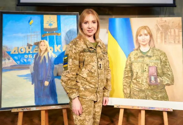 Картини з прикордонницею із Луцька Людмилою Кравчук представлять на виставці за кордоном