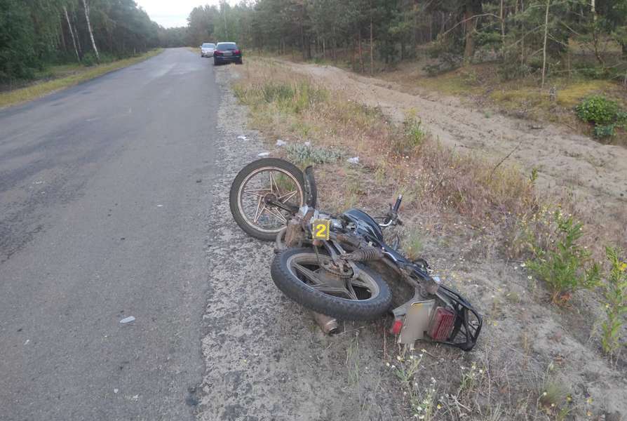 На Волині 30-річний мотоцикліст потрапив до реанімації