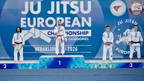 Прикордонник з Волині виборов золоту медаль на чемпіонаті Європи з джиу-джитсу у Греції (фото)