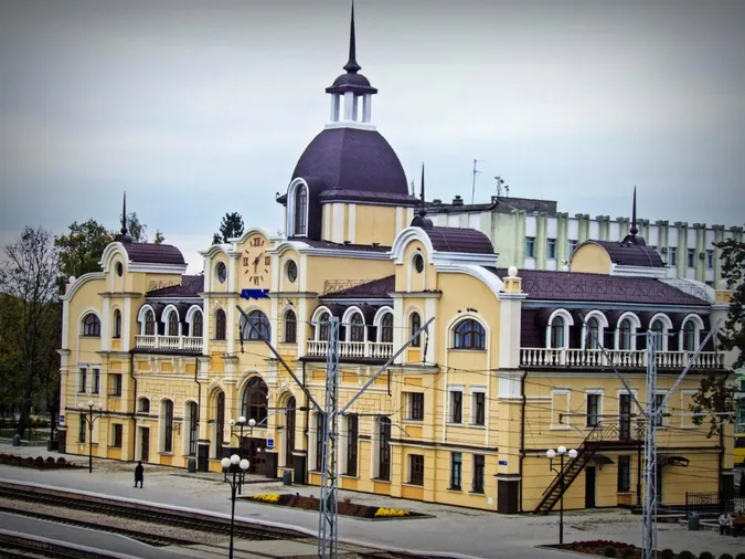 Опублікували новий графік руху поїздів із Луцька 
