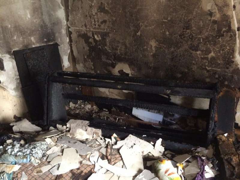 Назвали ймовірну причину пожежі в Луцьку, в якій постраждала дитина (фото)