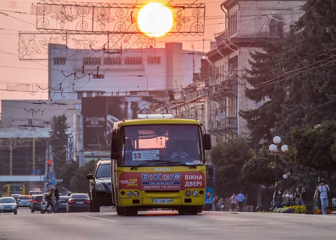 У Луцьку закликають зробити безплатний проїзд для школярів