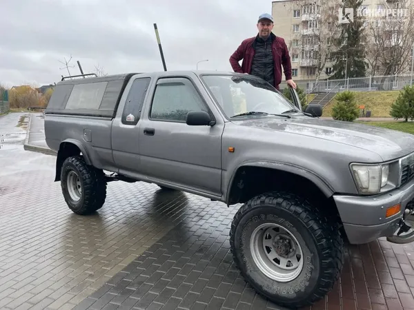 Передали автомобіль для потреб військової частини ЗСУ