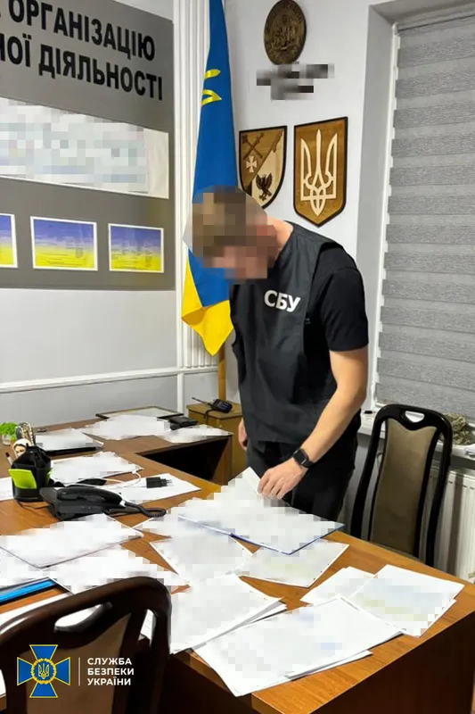 На Прикарпатті посадовці ТЦК «погоріли» на хабарях від ухилянтів (фото)