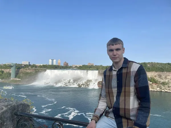 «Скацапився»: син ексголови Луцької райради в Канаді перейшов на російську