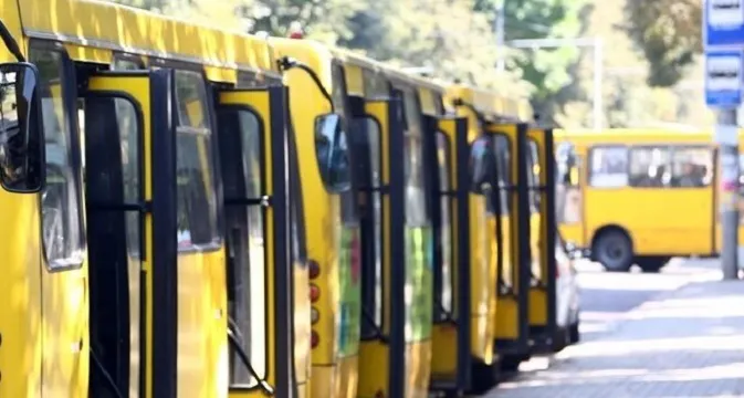 У Луцьку зупинять тролейбуси і змінять маршрути автобусів